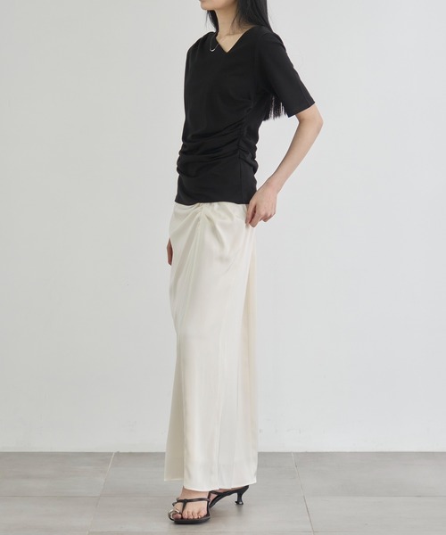 CITY TOKYO（シティトウキョウ）の「【CITY TOKYO/シティートウキョウ】Asymmetry Tack Drape Tee/アシンメトリータックドレープTシャツ（Tシャツ/カットソー・レディース・ブラック/ホワイト・FREE）」の4枚目の写真