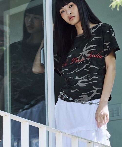 PLACE STUDIO（プレイススタジオ）の「PLACE STUDIO／CAMOロゴスリムT（Tシャツ/カットソー・レディース・グレー/カーキ・FREE）」の5枚目の写真