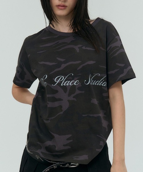 PLACE STUDIO（プレイススタジオ）の「PLACE STUDIO／CAMOロゴスリムT（Tシャツ/カットソー・レディース・グレー/カーキ・FREE）」の13枚目の写真