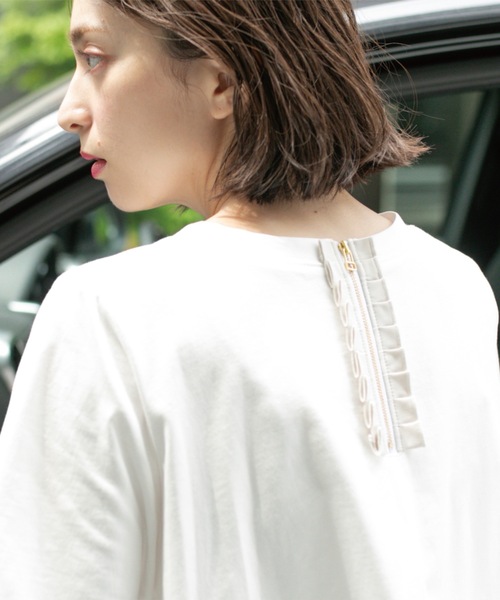 OPAQUE.CLIP(オペークドットクリップ)の「Aラインドッキングカットソー【洗濯機洗い可】(Tシャツ/カットソー・レディース・チャコール/ホワイト系5/ブラック系4/ブラック・00)」の5枚目の写真