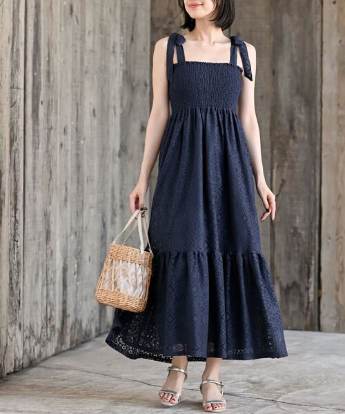 rps(アールピーエス)の「レース生地シャーリング肩リボンワンピース(ワンピース・レディース・ネイビー/オフホワイト/ブラック・フリー)」の3枚目の写真