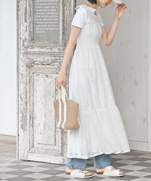 rps(アールピーエス)の「レース生地シャーリング肩リボンワンピース(ワンピース・レディース・ネイビー/オフホワイト/ブラック・フリー)」の7枚目の写真