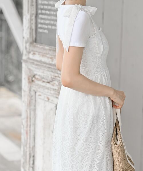 rps(アールピーエス)の「レース生地シャーリング肩リボンワンピース(ワンピース・レディース・ネイビー/オフホワイト/ブラック・フリー)」の11枚目の写真