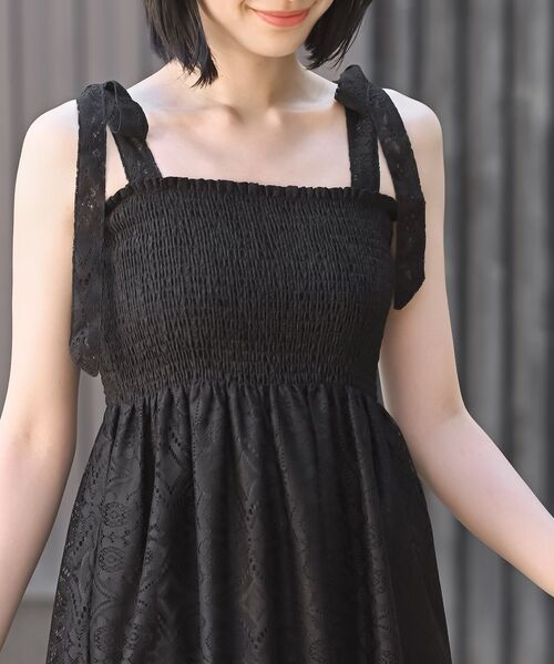 rps(アールピーエス)の「レース生地シャーリング肩リボンワンピース(ワンピース・レディース・ネイビー/オフホワイト/ブラック・フリー)」の17枚目の写真