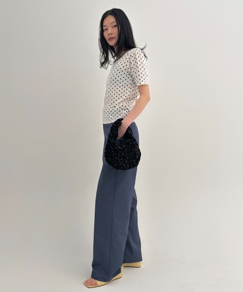 FUULLY STUDIO(フーリィーステューディオ)の「サテンフリルミニBAG(ハンドバッグ・レディース・アイボリー/ブラック/レッド・FREE)」の18枚目の写真