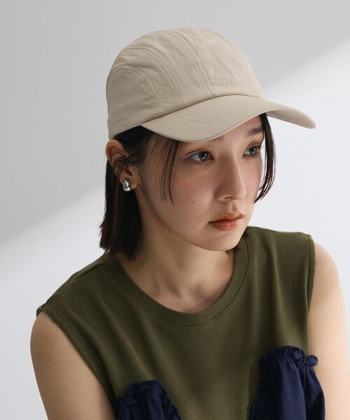 Green　Parks（グリーンパークス）の「everywalk.ヴィンテージレザーロゴキャップ（キャップ・レディース・ブラウン/アイボリー・FREE）」の9枚目の写真