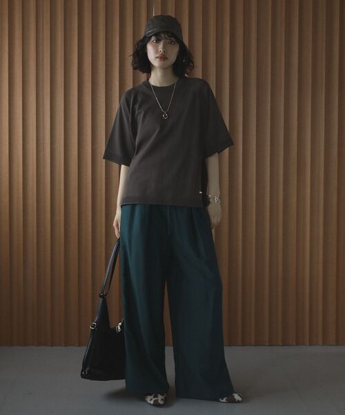 Green　Parks（グリーンパークス）の「everywalk.ヴィンテージレザーロゴキャップ（キャップ・レディース・ブラウン/アイボリー・FREE）」の20枚目の写真