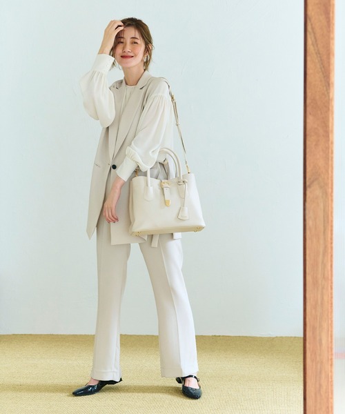 Breath TOPKAPI（ブレストプカピ）の「【Breath TOPKAPI】RIPPLE リプル バックル ショルダー付き B5 トートバッグ（トートバッグ・レディース・オフホワイト/ブラック/グレイッシュベージュ・FREE）」の6枚目の写真