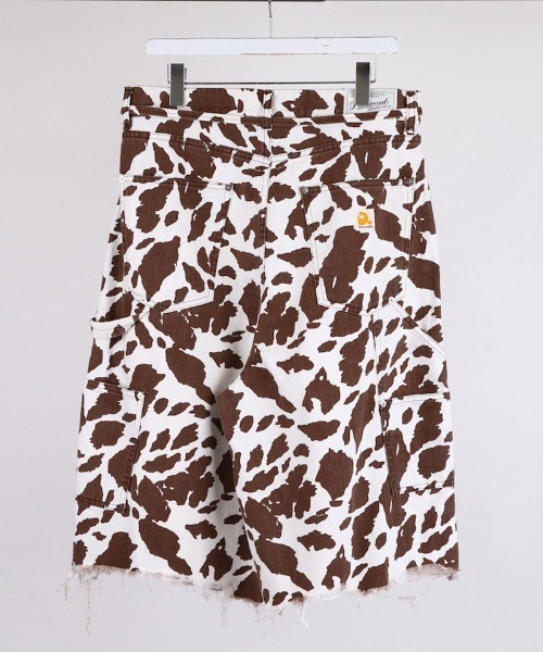 DISCOVERED（ディスカバード）の「mp13984-COW PRINT DOUBLE KNEE SHORT ショートパンツ(DC-SS26-PT-04)（その他パンツ・メンズ・ブラウン/ブラック・1/3）」の4枚目の写真