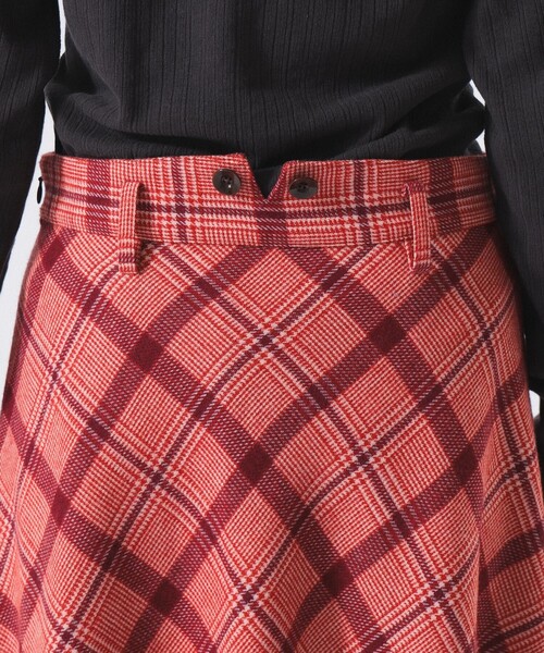 BEAMS BOY（ビームスボーイ）の「【2/5再値下げ】チェック ロング Aライン スカート（スカート・レディース・ブラウン/レッド・1/2）」の16枚目の写真