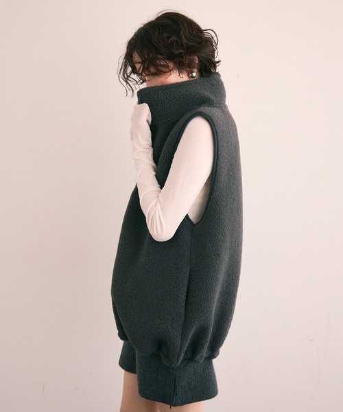 Trish（トリッシュ）の「ボアBIGベスト（ベスト・レディース・アイボリー/チャコールグレー・FREE）」の12枚目の写真