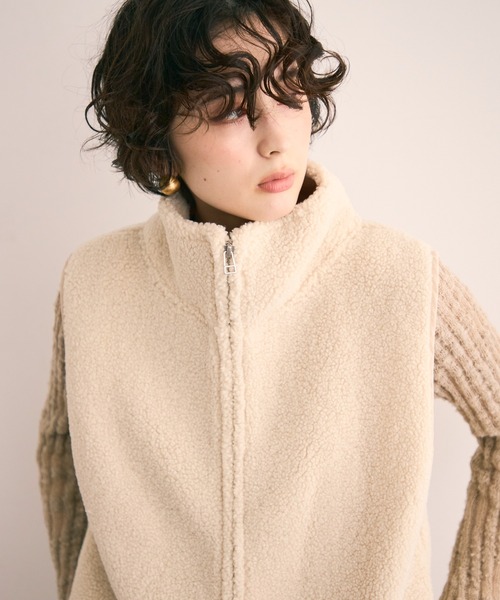 Trish（トリッシュ）の「ボアBIGベスト（ベスト・レディース・アイボリー/チャコールグレー・FREE）」の22枚目の写真