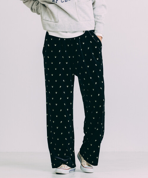 Freada（フリーダ）の「Freada/フリーダ 小花刺繍 ベロアパンツ（その他パンツ・レディース・ブラック/ワインレッド・ONE SIZE）」の8枚目の写真