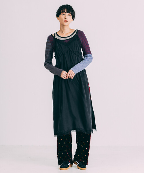 Freada（フリーダ）の「Freada/フリーダ 小花刺繍 ベロアパンツ（その他パンツ・レディース・ブラック/ワインレッド・ONE SIZE）」の19枚目の写真