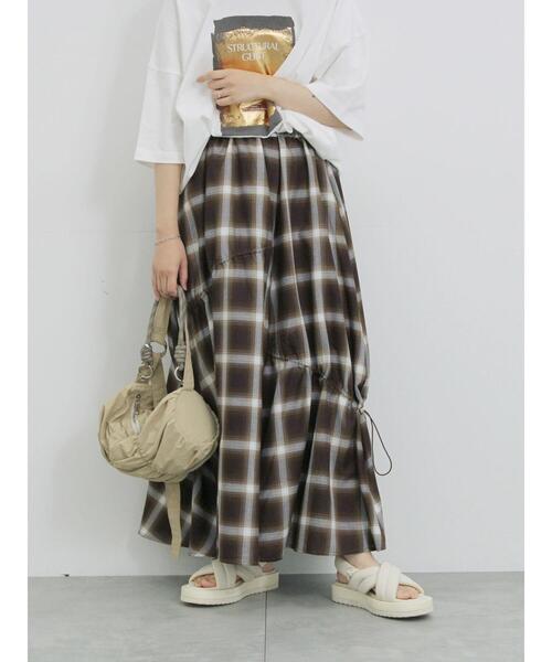 Samansa Mos2 blue（サマンサモスモスブルー）の「オンブレチェックドロストギャザースカート（スカート・レディース・ブラウン/ネイビー/ブラック・F）」の2枚目の写真