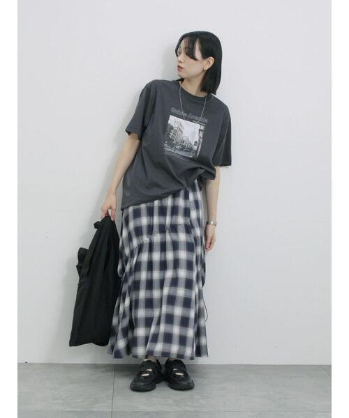 Samansa Mos2 blue（サマンサモスモスブルー）の「オンブレチェックドロストギャザースカート（スカート・レディース・ブラウン/ネイビー/ブラック・F）」の16枚目の写真