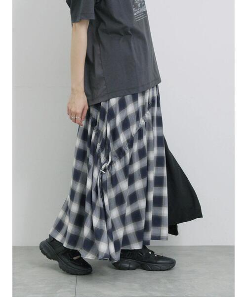 Samansa Mos2 blue（サマンサモスモスブルー）の「オンブレチェックドロストギャザースカート（スカート・レディース・ブラウン/ネイビー/ブラック・F）」の19枚目の写真