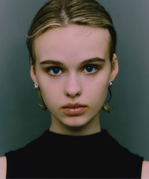 LAPUIS（ラピュイ）の「LAPUIS(ラピュイ)Coil Circle pierced earrings（ピアス（両耳用）・レディース・シルバー/ゴールド/マルチ・FREE）」の6枚目の写真