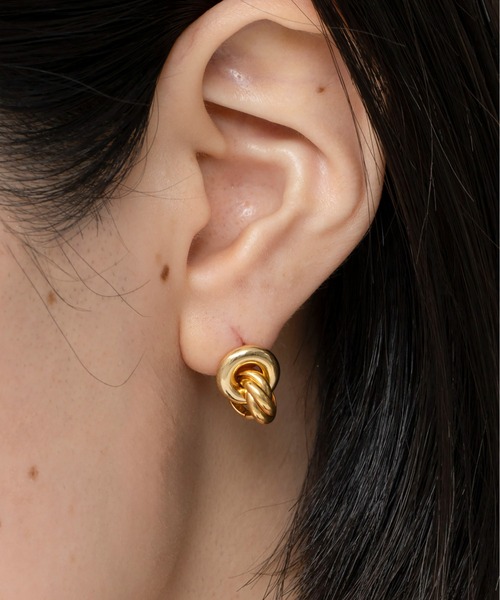 LAPUIS(ラピュイ)の「LAPUIS(ラピュイ)Coil Circle pierced earrings(ピアス(両耳用)・レディース・シルバー/ゴールド/マルチ・FREE)」の22枚目の写真
