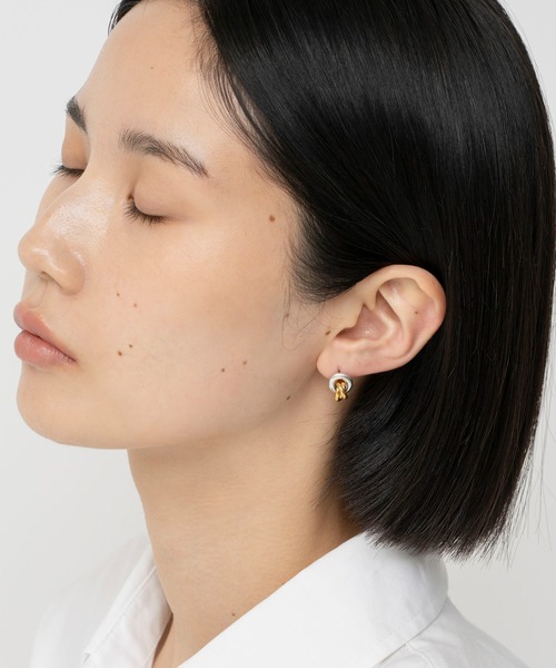 LAPUIS（ラピュイ）の「LAPUIS(ラピュイ)Coil Circle pierced earrings（ピアス（両耳用）・レディース・シルバー/ゴールド/マルチ・FREE）」の21枚目の写真