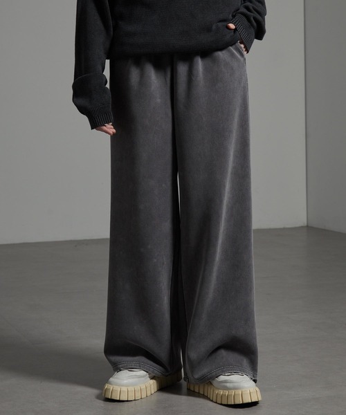 CIYOT（シヨウト）の「【CIYOT-シヨウト-】ヴィンテージ加工ケミカルウォッシュ ドローコード ワイドストレート ダンボールスウェットパンツ【セットアップ対応】（スウェットパンツ・メンズ・ブルー系/ブラウン/ボルドー/グレー/ブラック・S/M/L）」の2枚目の写真