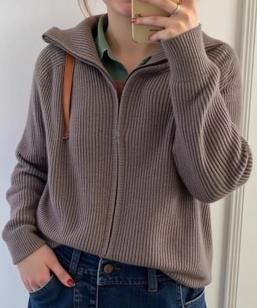 cammie(キャミー)の「ジップリブニットカーディガン(ニット/セーター・レディース・ベージュ/ダークグレー/アイボリー/グレー/ワイン/ブラック・F)」の18枚目の写真