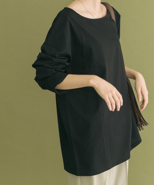 ITEMS URBANRESEARCH（アイテムズ アーバンリサーチ）の「シルケットロングスリーブTシャツ（Tシャツ/カットソー・レディース・ブラック/ホワイト系その他/ホワイト・FREE）」の3枚目の写真