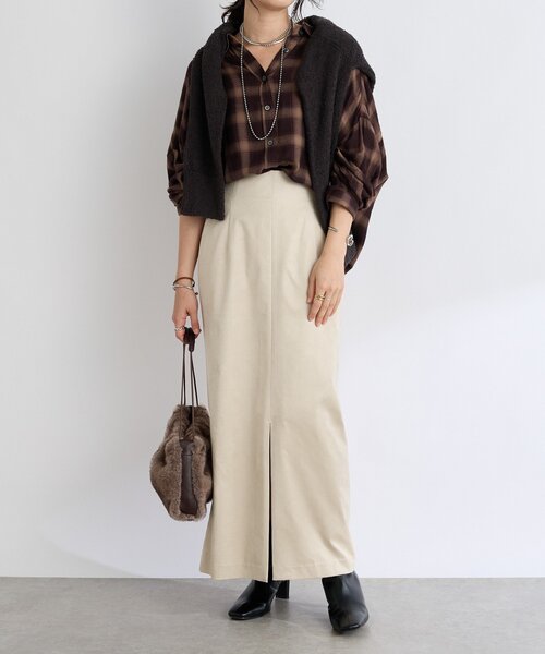 RIVE DROITE（リヴドロワ）の「【すっきり見えが叶う】ブラッシュドクロスIラインスカート（スカート・レディース・ブラウン/ピンク/ライトベージュ・38/36）」の4枚目の写真