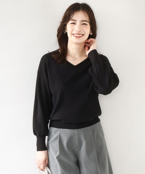 OFUON le MK（オフオンルエムケー）の「【2025AW】ベーシックVネックニット/洗える/WEB限定サイズあり（ニット/セーター・レディース・ライトグリーン/ホワイト/ラベンダー/ネイビー系/ブラック/ブルー/ベージュ/ピンク・38/36）」の3枚目の写真