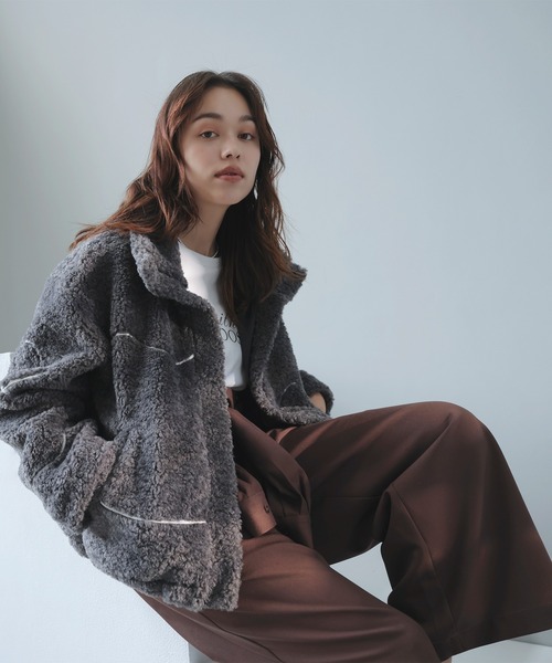 VIS（ビス）の「ジャガードボアブルゾン（ブルゾン・レディース・グレー/オフホワイト・FREE）」の2枚目の写真