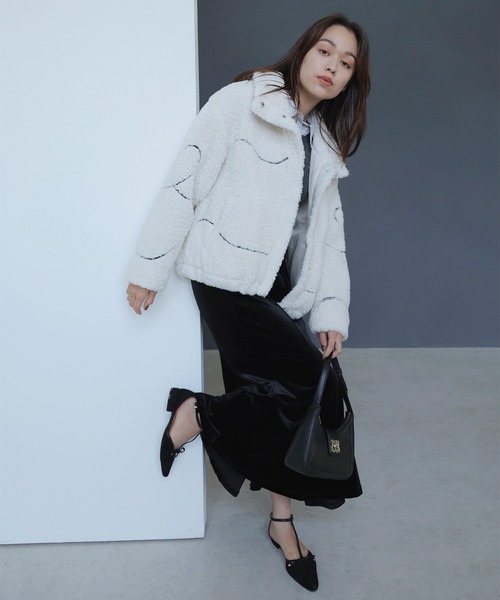 VIS（ビス）の「ジャガードボアブルゾン（ブルゾン・レディース・グレー/オフホワイト・FREE）」の5枚目の写真