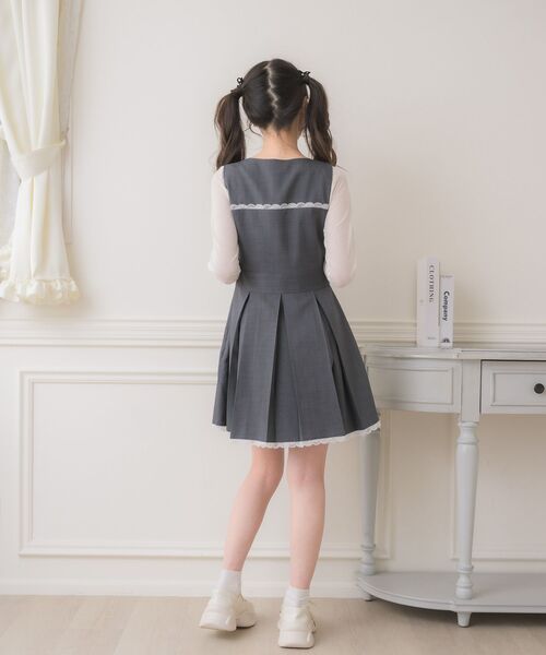 ems excite（エムズエキサイト）の「裾レースプリーツJSK（ワンピース・レディース・ブラック/チャコールグレー・FREE）」の6枚目の写真