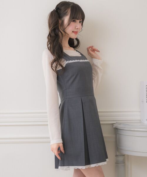 ems excite（エムズエキサイト）の「裾レースプリーツJSK（ワンピース・レディース・ブラック/チャコールグレー・FREE）」の9枚目の写真