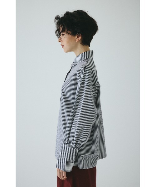 HeRIN.CYE(ヘリンドットサイ)の「Asymmetry collar shirt アシンメトリーカラーシャツ(シャツ/ブラウス・レディース・ブラウン系その他/ブラック系その他/ブルー系その他3・FREE)」の18枚目の写真