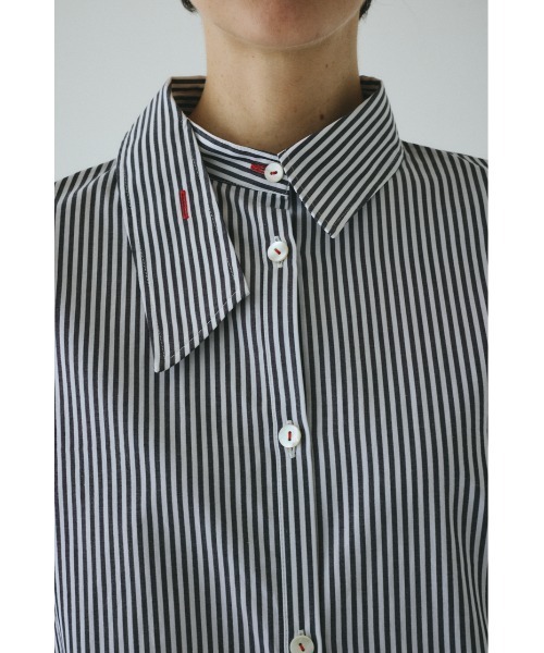HeRIN.CYE(ヘリンドットサイ)の「Asymmetry collar shirt アシンメトリーカラーシャツ(シャツ/ブラウス・レディース・ブラウン系その他/ブラック系その他/ブルー系その他3・FREE)」の14枚目の写真