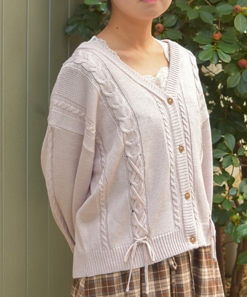 axes femme（アクシーズファム）の「編み上げケーブルニットカーディガン（カーディガン/ボレロ・レディース・キナリ/ブルー/グレイッシュベージュ/ピンク・FREE）」の4枚目の写真