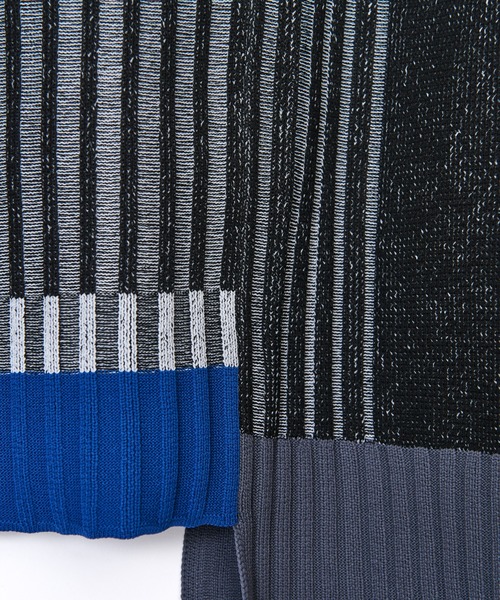 AULA AILA（アウラアイラ）の「【WEB限定】カラーブロックニットプルオーバー（ニット/セーター・レディース・ブラック/ライトグレー/ライム/ピンク/オレンジ・0）」の15枚目の写真