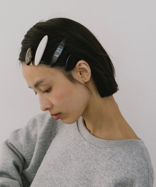 duei(デュイ)の「ミニヘアクリップ(バレッタ/ヘアクリップ・レディース・ブラウン/ホワイト/ブラック・FREE)」の2枚目の写真