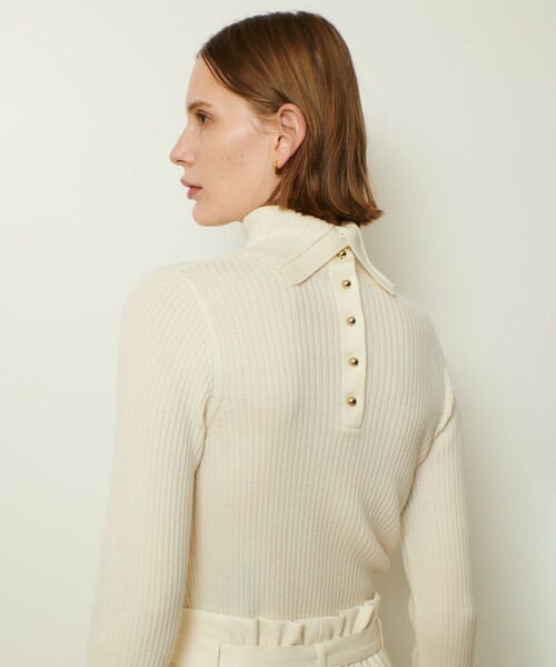 allureville（アルアバイル）の「2WAYネックリブタートル（ニット/セーター・レディース・ライトグレー/イエロー/サックスブルー/オフホワイト/ブラック・2）」の2枚目の写真