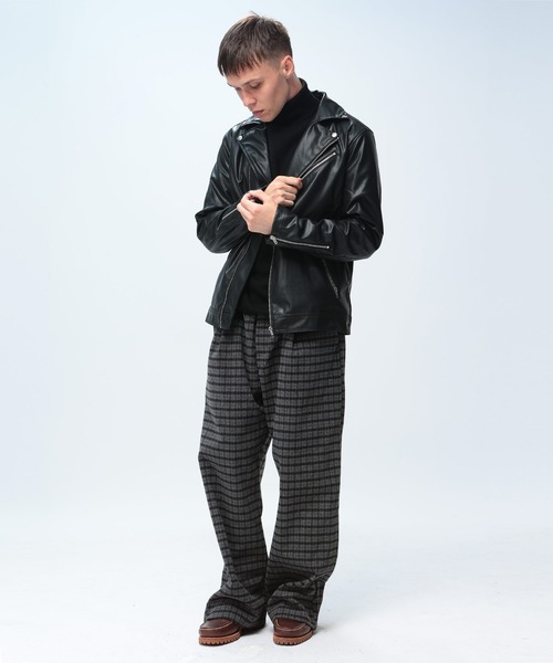 S&SONS(エスアンドサンズ)の「S&SONS ダブルライダース ジャケット 合成皮革(ライダースジャケット・メンズ・ブラック・M/LL/L)」の2枚目の写真
