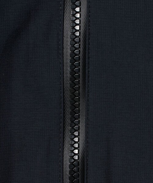 MARMOT（マーモット）の「【別注】＜Marmot＞GLR 2-IN1 シェルジャケット（マウンテンパーカー・メンズ・ブラック/ダークグレー・M/XL/L）」の10枚目の写真