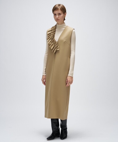 cloenc（クロエンス）の「【マシンウォッシュ】2wayフリルジャンパースカート（ワンピース・レディース・ベージュ/チャコールグレー・02/01）」の20枚目の写真