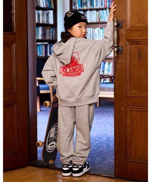 XLARGE KIDS（エクストララージキッズ）の「ワッペンロゴパーカー（パーカー・キッズ・トップグレー/ブラック/グリーン・110cm/130cm/90cm/100cm/120cm/140cm）」の15枚目の写真
