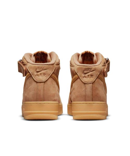 NIKE(ナイキ)の「ナイキ エア フォース 1 MID ‘07 メンズシューズ / Nike Air Force 1 Mid '07 Men's Shoes DJ9158-200 Flax(スニーカー・メンズ・ウィート・27/26.5/26/25.5/28/27.5/30/29.5/29/28.5/25/24.5/24)」の11枚目の写真