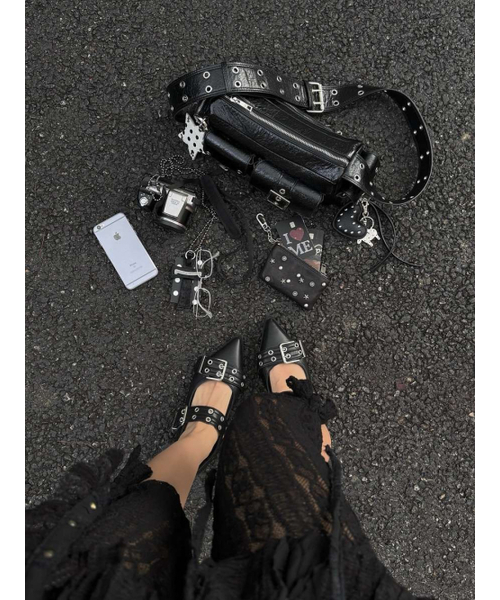 BLACKPURPLE(ブラックパープル)の「ミニフォートレスバッグ Mini Fortress Bag-Black(ショルダーバッグ・レディース・ブラック・FREE)」の4枚目の写真