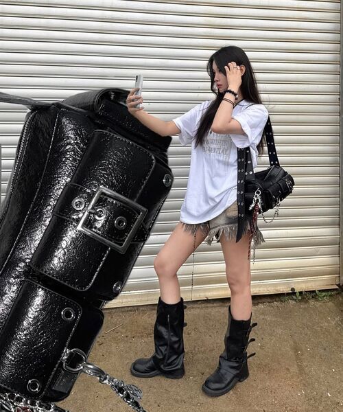 BLACKPURPLE(ブラックパープル)の「ミニフォートレスバッグ Mini Fortress Bag-Black(ショルダーバッグ・レディース・ブラック・FREE)」の14枚目の写真