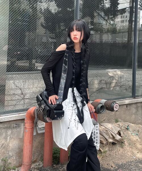 BLACKPURPLE(ブラックパープル)の「ミニフォートレスバッグ Mini Fortress Bag-Black(ショルダーバッグ・レディース・ブラック・FREE)」の15枚目の写真