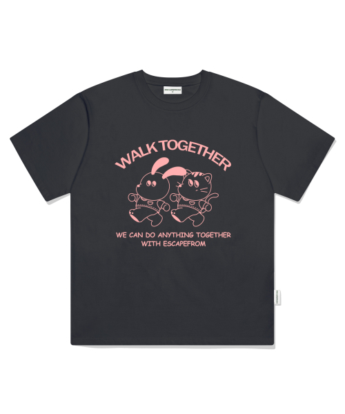 ESCAPEFROM(エスケープフロム)の「ワークトゥゲザー プリント オーバーサイズ 半袖Tシャツ チャコール(Tシャツ/カットソー・レディース・その他・SMALL/MEDIUM/LARGE)」の2枚目の写真