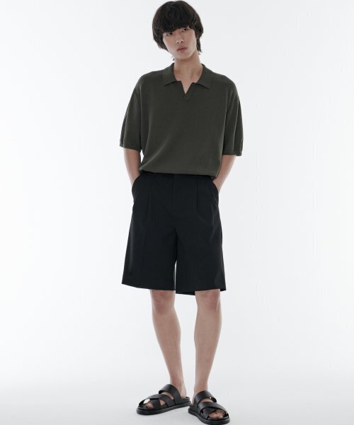MUSINSA STANDARD（ムシンサスタンダード）の「クールタッチスリットネックニットポロシャツ[カーキ]（ニット/セーター・メンズ・その他・SMALL/MEDIUM/LARGE/X-LARGE/XX-LARGE）」の4枚目の写真