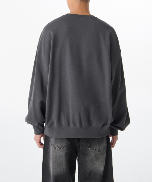 MUSINSA STANDARD（ムシンサスタンダード）の「ルーズバルーンスウェットシャツ [ダークグレー]（スウェット・メンズ・その他・MEDIUM/LARGE/X-LARGE/XX-LARGE/XXX-LARGE）」の2枚目の写真